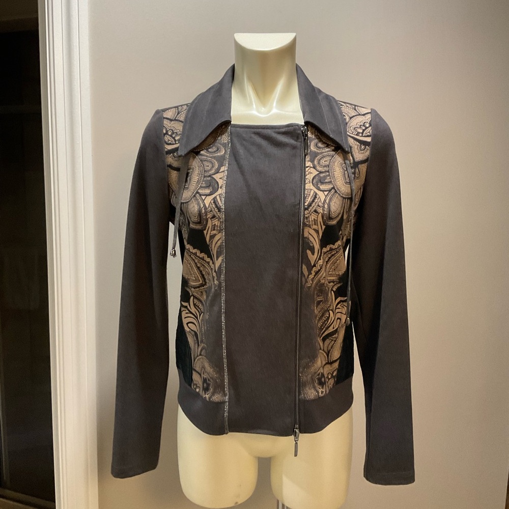 Embellished jacket - Picture 4 of 8